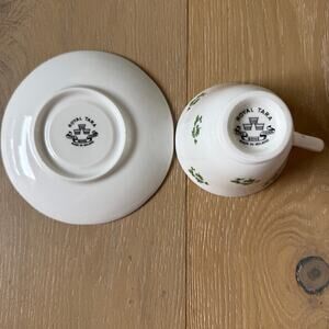 Royal Tara Fine Bone China Tea Cup Saucer Ireland Made White Clover Pattern